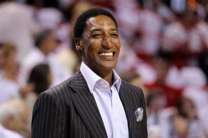 Antron Pippen played basketball for Texas A&M International University