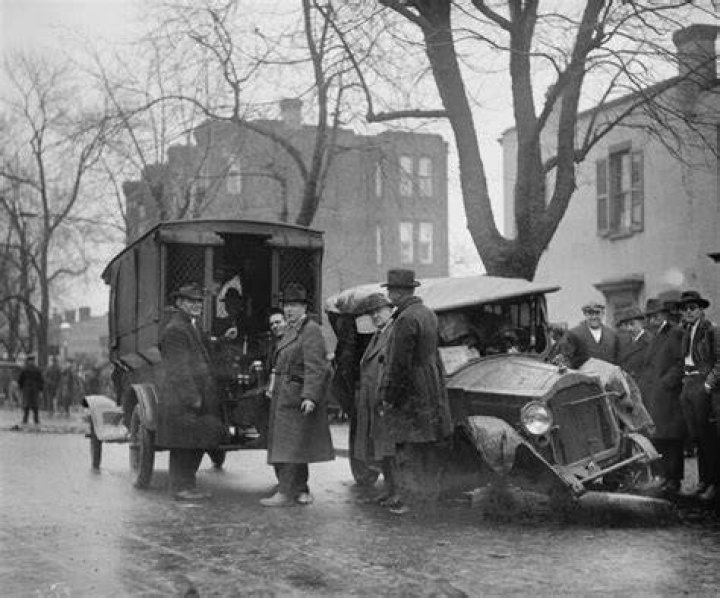 Bootleggers Cart Toppled