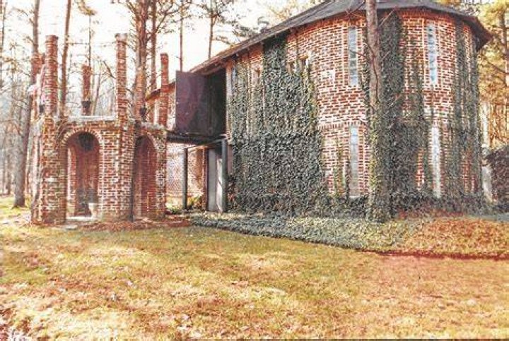 Corpsewood Manor