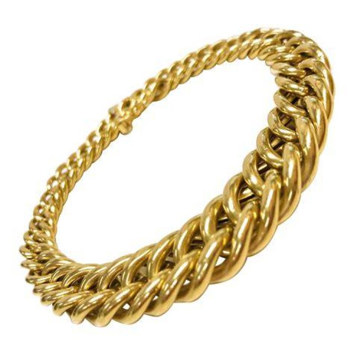 Cuban Link is a graduate of Rutgers University