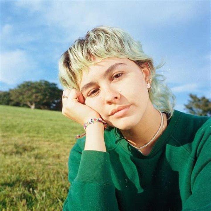 Enya Umanzor Youtube channel