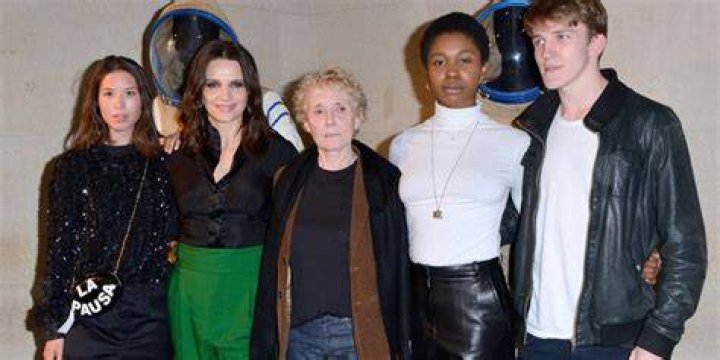 Ewan Mitchell family