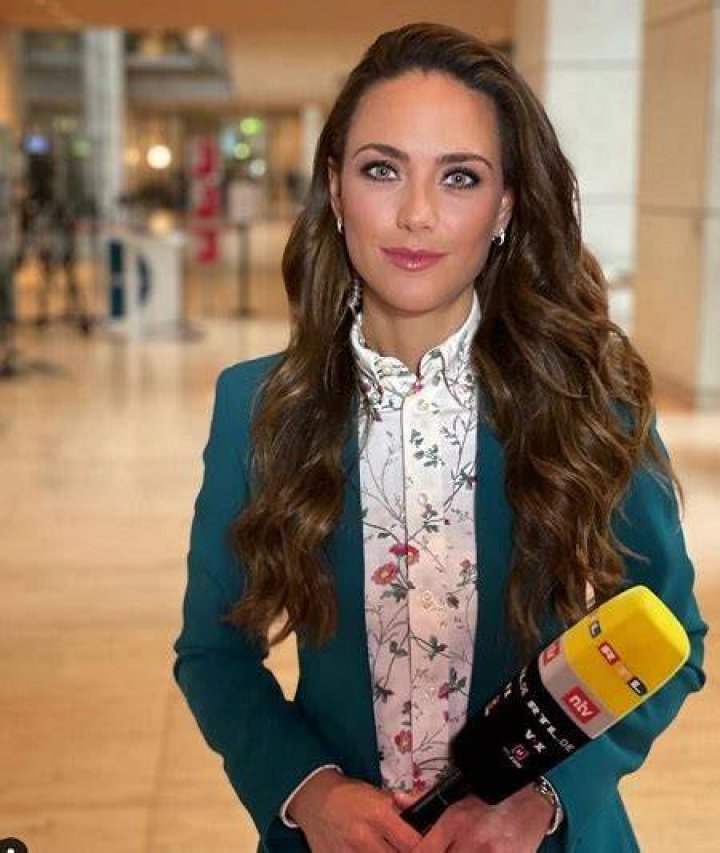 Franca Lehfeldt career