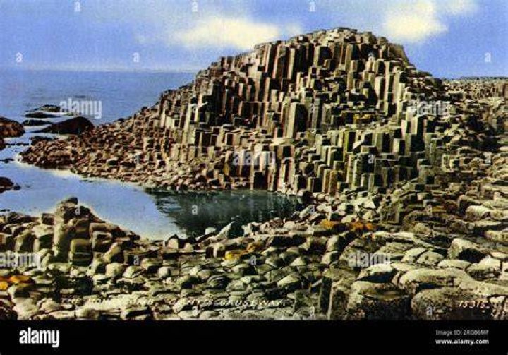 Giants Causeway Wax Honeycomb