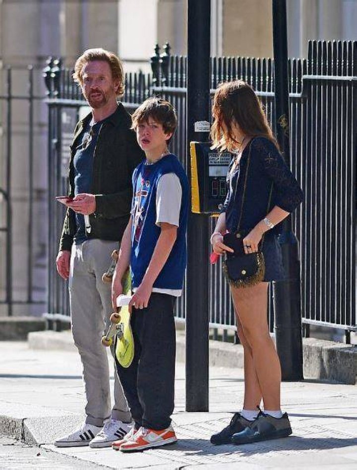 Gulliver Lewisand Manon McCrory-Lewis spotted with thier dad at Oxford Street, London