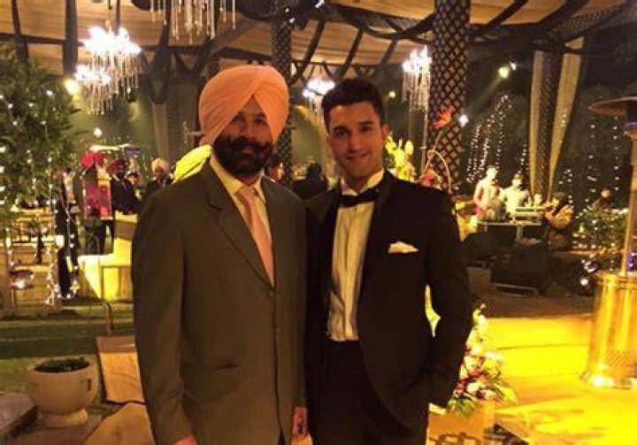 Gurfateh Pirzada and his dad