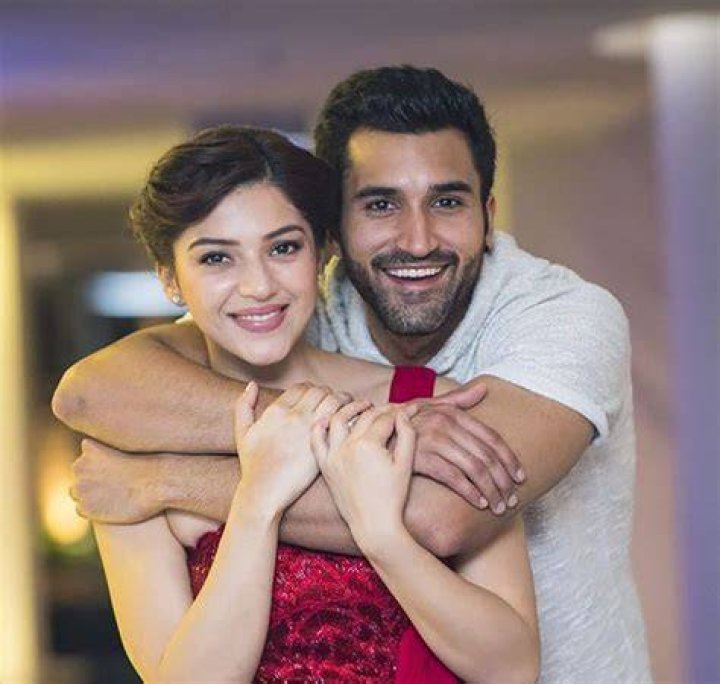 Gurfateh Pirzada with his co-actress