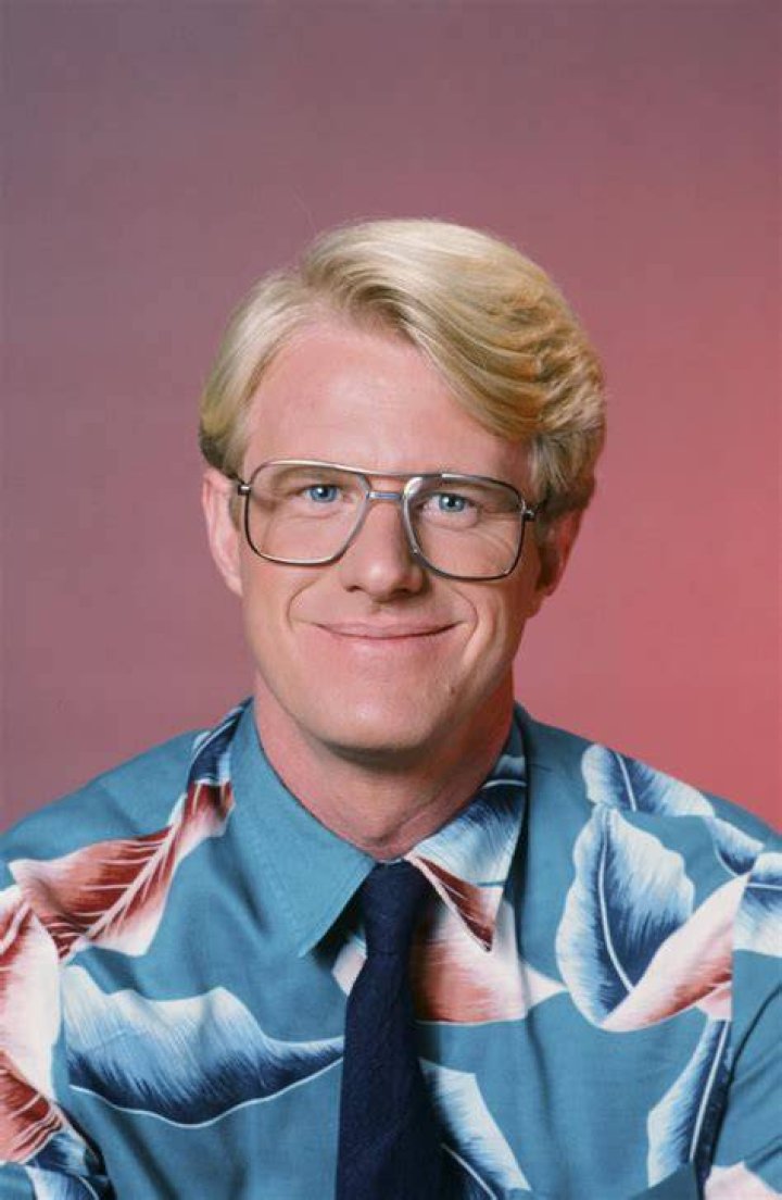 Height of Ed Begley Jr