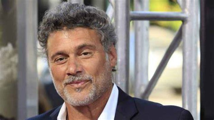 Height of Steven Bauer