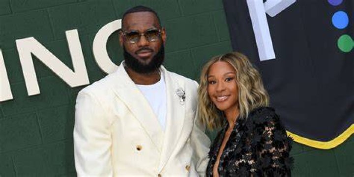 Henry Lebron Relationship (Wife & Girlfriend)