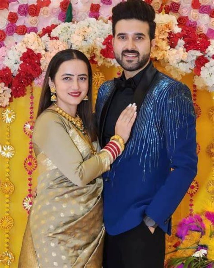 Jyotika with her husband Rajat Sharma