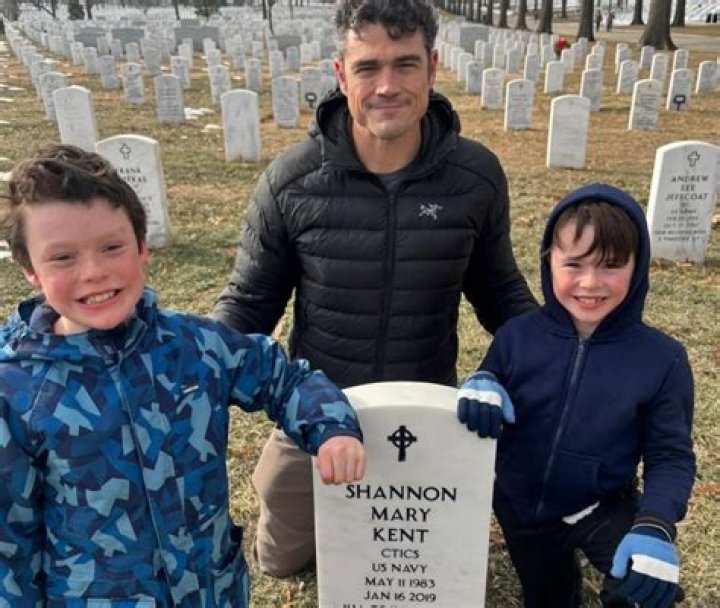 Kent with his kids