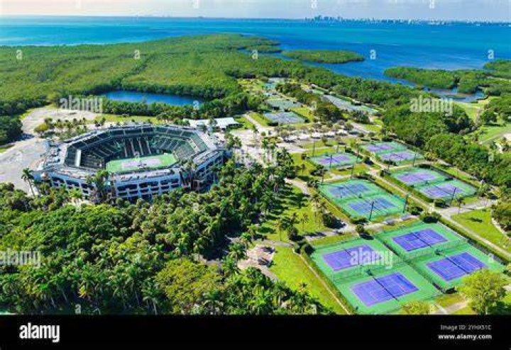 KEY BISCAYNE, FL-MAR 26: Tennis coach Nick Bollettieri receives