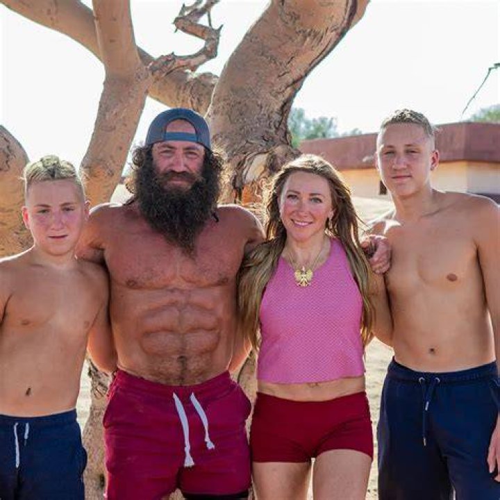 Liver Queen family