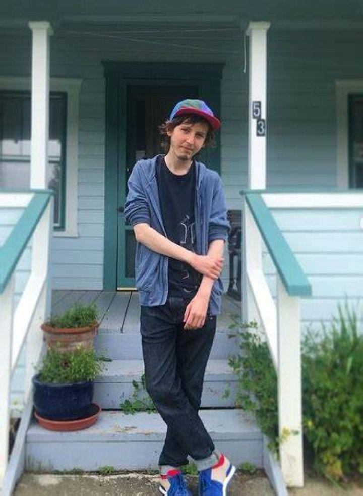 Logan Riley height