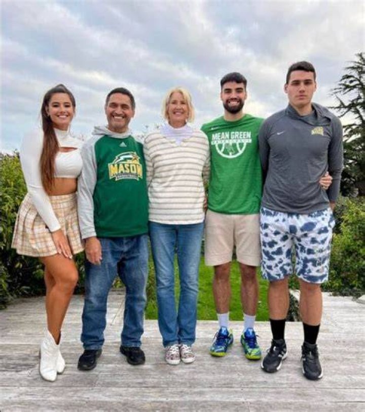 Marie Temara height