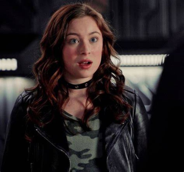 Mina appeared in Legends of Tomorrow
