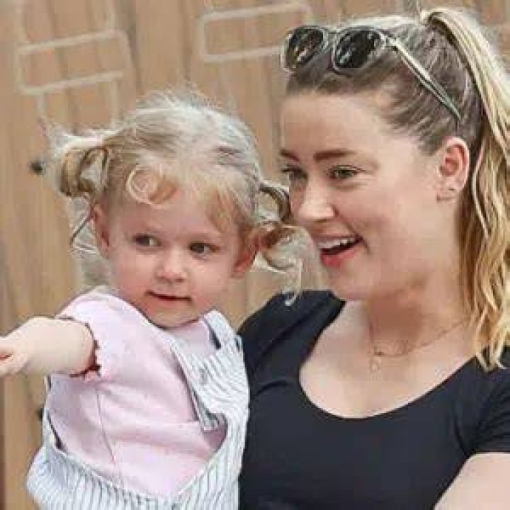 Oonagh Paige Heard Father, Mother's Name, Siblings & More