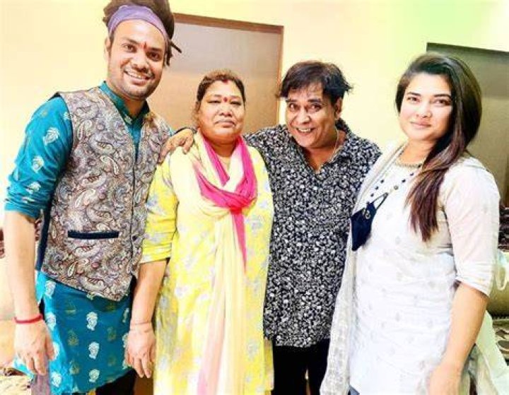 Parag Kansara family