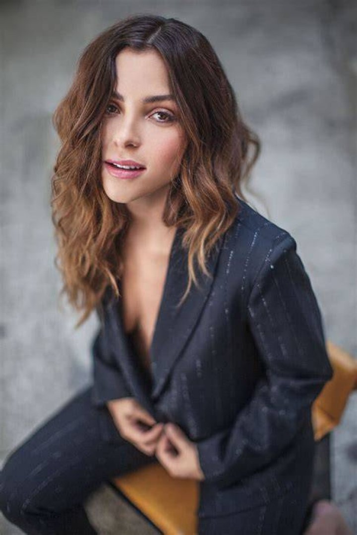 Paulina Davila acted in Ana