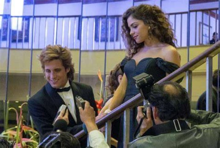 Paulina Davila in Luis Miguel The Series