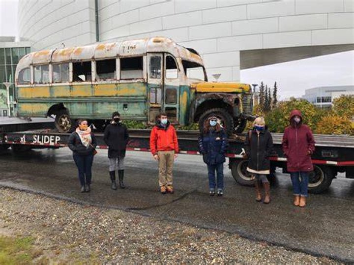 Removal Of Fairbanks Bus 142