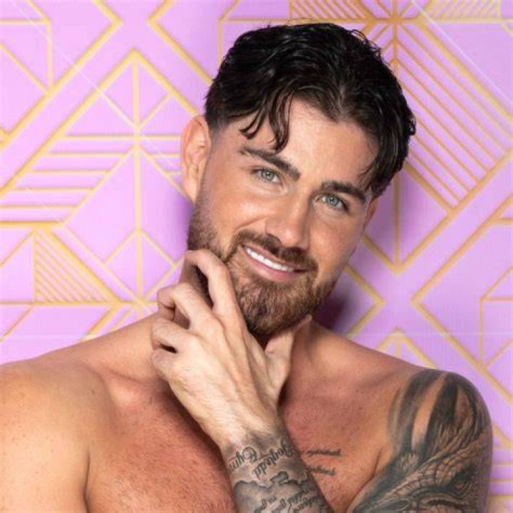 Salmon appeared in Love Island 2022