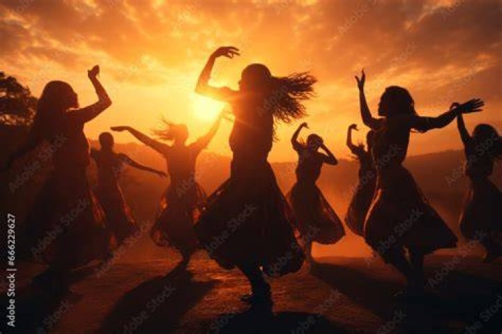 Several Dancing Women