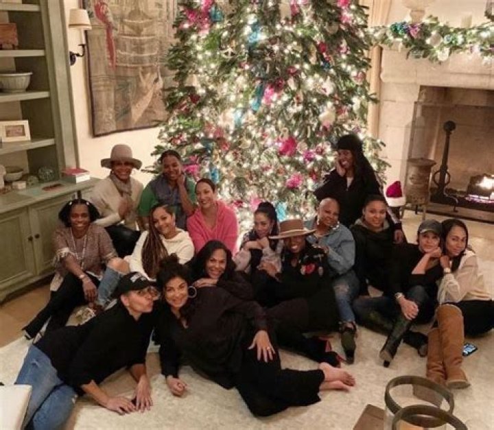 Sheree Zampino celebrates Christmas