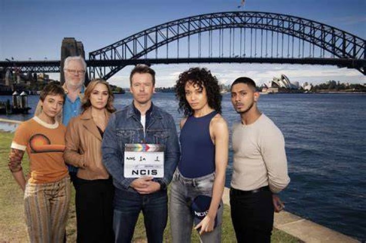 Sidney with the cast of Baddies ATL