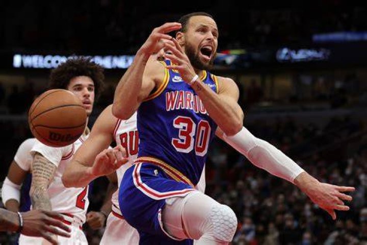 Steph Curry Explains How He Feels About Breaking 3-Point Record