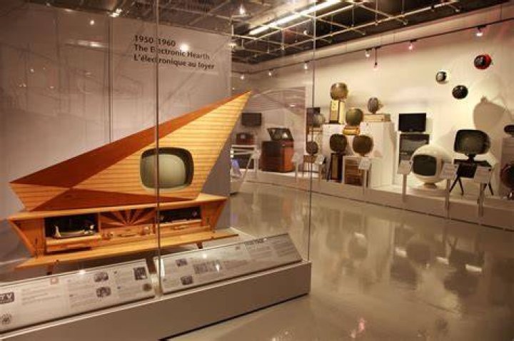 The Museum of Television &amp; Radio Presents Behind the Scenes with "Dr. Phil"