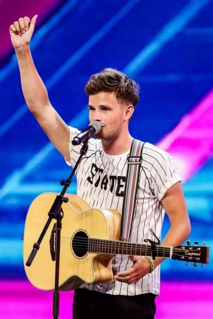 Tom Mann with Stereo Kicks's band members