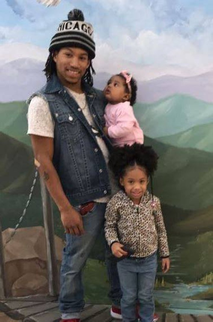 Tyrell Cohen and his daughters